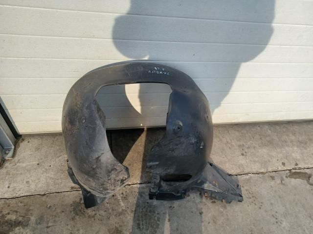 bontott SEAT ALTEA Bal első Dobbetét (Kerékjárati, Műanyag)