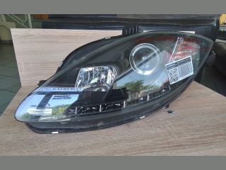 bontott SEAT ALTEA Bal Fényszóró