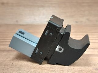 bontott SEAT ALTEA Bal hátsó Ablakemelő Kapcsoló