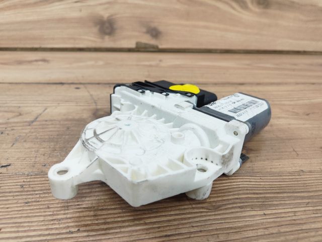 bontott SEAT ALTEA Bal hátsó Ablakemelő Motor