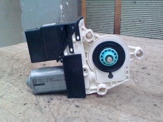 bontott SEAT ALTEA Bal hátsó Ablakemelő Motor