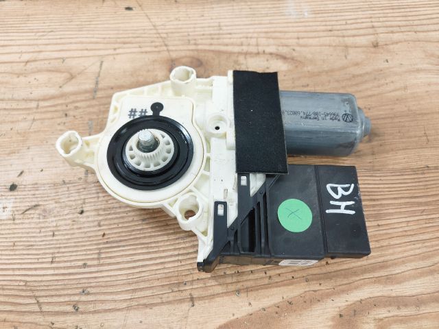 bontott SEAT ALTEA Bal hátsó Ablakemelő Motor