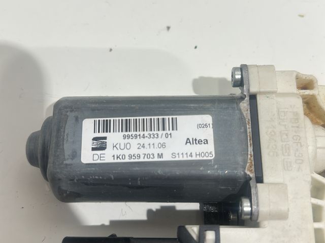 bontott SEAT ALTEA Bal hátsó Ablakemelő Motor