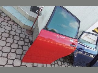 bontott SEAT ALTEA Bal hátsó Ajtó (Részeivel)