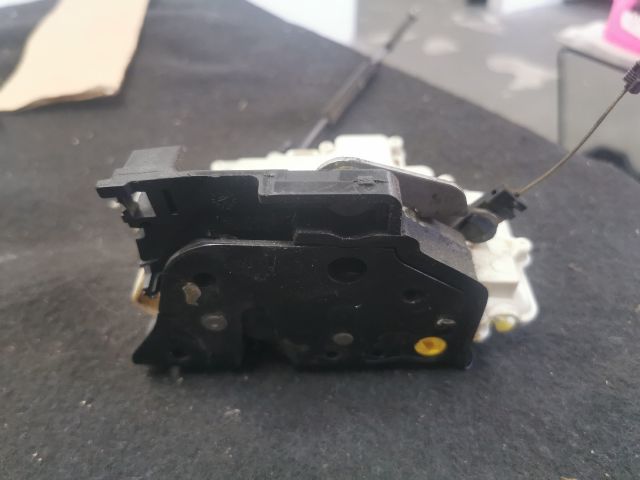 bontott SEAT ALTEA Bal hátsó Ajtózár