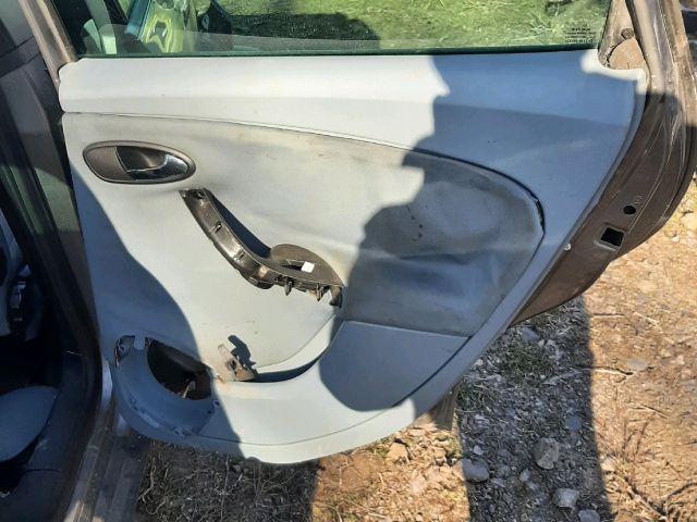 bontott SEAT ALTEA Bal hátsó Fejtámla
