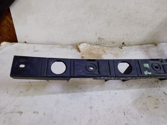 bontott SEAT ALTEA Bal hátsó Lökhárító Tartó (Műanyag)