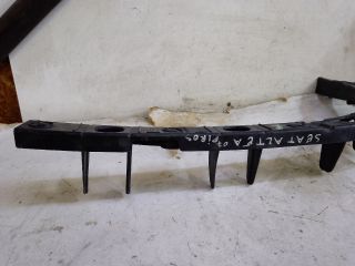 bontott SEAT ALTEA Bal hátsó Lökhárító Tartó (Műanyag)
