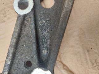 bontott SEAT ALTEA Bal Lengőkar Tartó