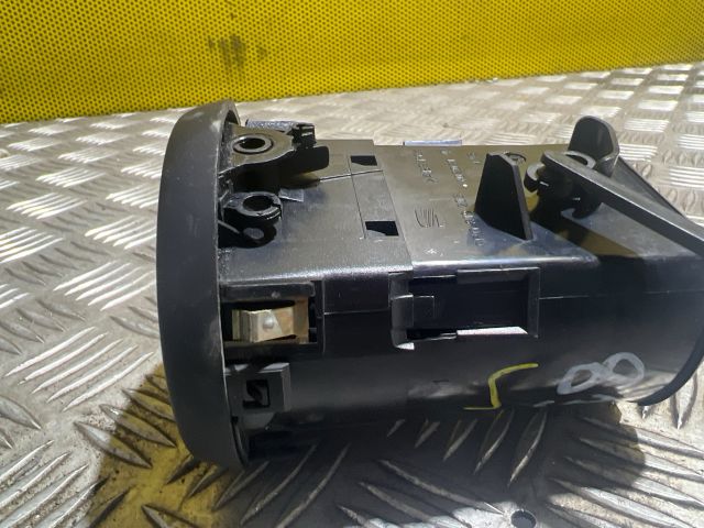 bontott SEAT ALTEA Bal Szellőző