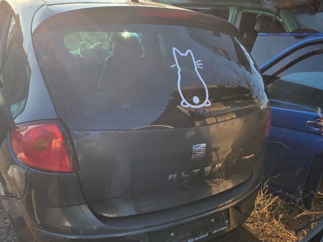 bontott SEAT ALTEA Csomagtérajtó (Üres lemez)