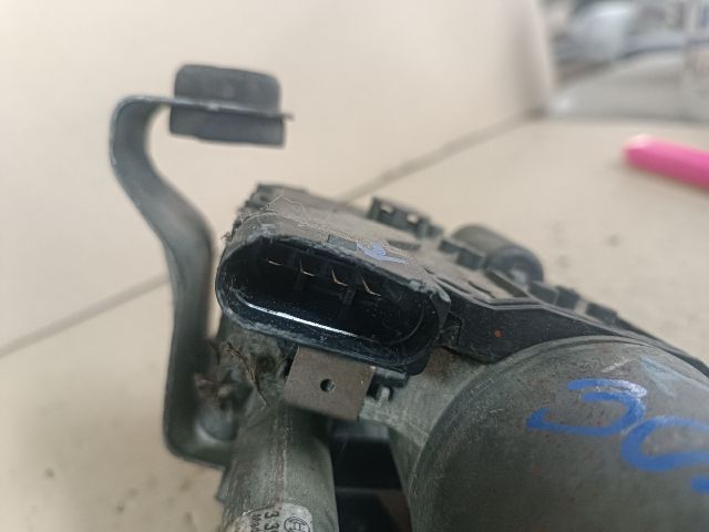 bontott SEAT ALTEA Első Ablaktörlő Szerkezet Motorral