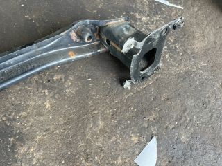 bontott SEAT ALTEA Első Lökhárító Merevítő (Fém)