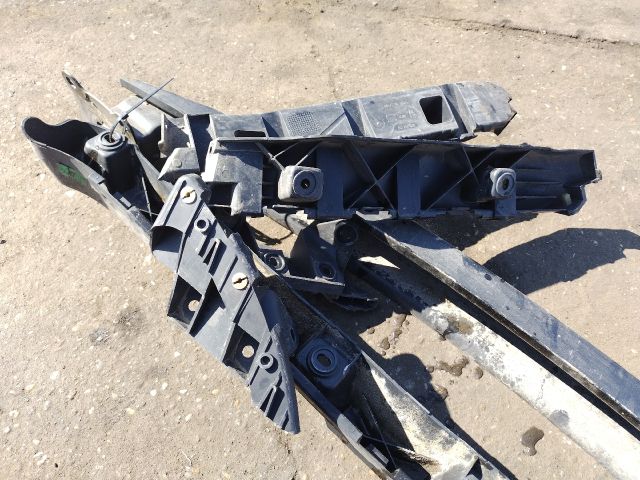 bontott SEAT ALTEA Első Lökhárító Merevítő (Fém)