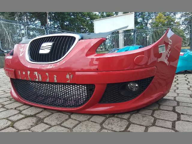 bontott SEAT ALTEA Első Lökhárító (Részeivel)