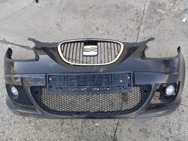 bontott SEAT ALTEA Első Lökhárító (Részeivel)