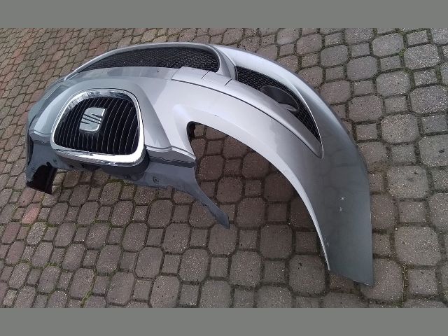 bontott SEAT ALTEA Első Lökhárító (Részeivel)