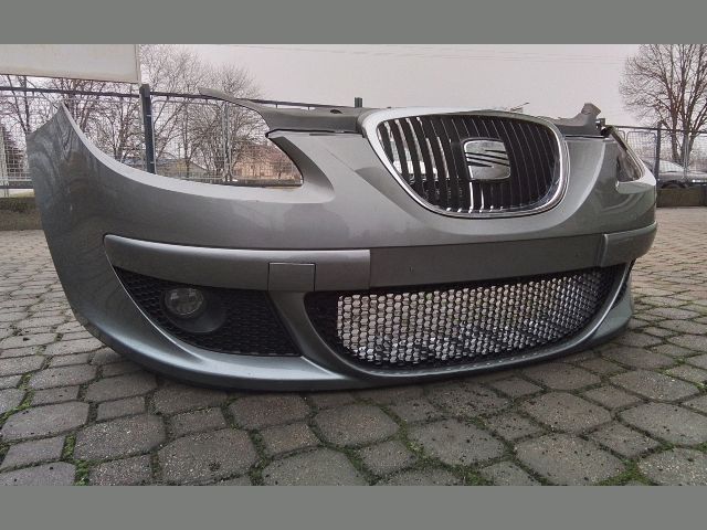 bontott SEAT ALTEA Első Lökhárító (Részeivel)
