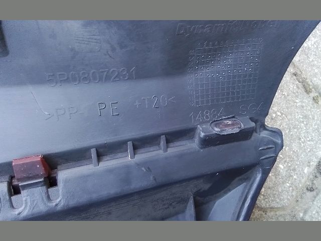 bontott SEAT ALTEA Első Lökhárító (Részeivel)