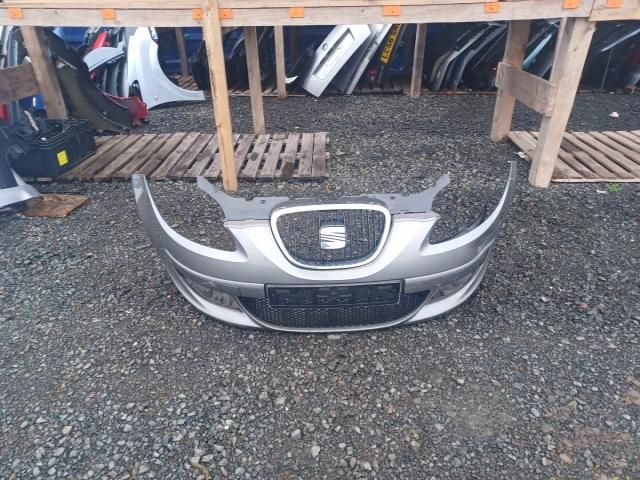 bontott SEAT ALTEA Első Lökhárító (Üresen)