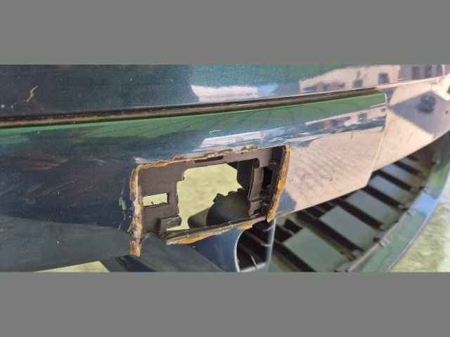 bontott SEAT ALTEA Első Lökhárító (Üresen)