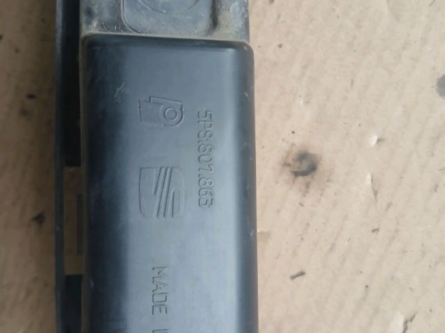 bontott SEAT ALTEA Hátsó középső Lökhárító Tartó (Műanyag)