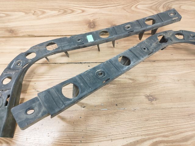 bontott SEAT ALTEA Hátsó középső Lökhárító Tartó (Műanyag)