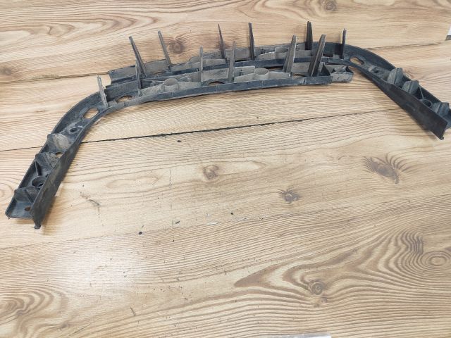 bontott SEAT ALTEA Hátsó középső Lökhárító Tartó (Műanyag)