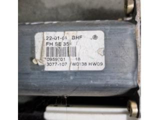 bontott SEAT ALTEA Jobb első Ablakemelő Motor