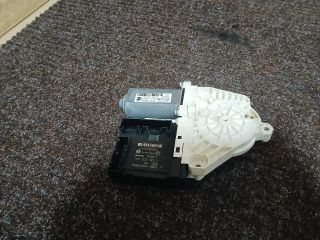 bontott SEAT ALTEA Jobb első Ablakemelő Motor