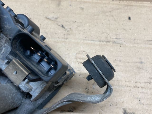 bontott SEAT ALTEA Jobb első Ablaktörlő Motor