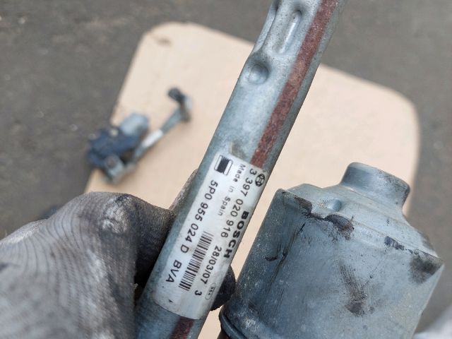 bontott SEAT ALTEA Jobb első Ablaktörlő Motor