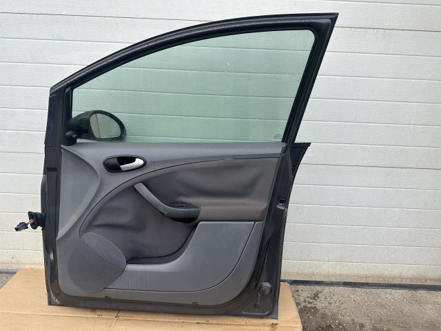 bontott SEAT ALTEA Jobb első Ajtó (Részeivel)