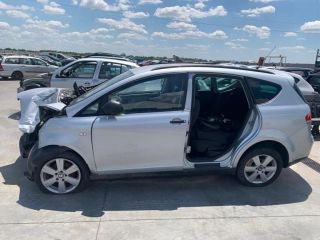 bontott SEAT ALTEA Jobb első Ajtó (Üres lemez)