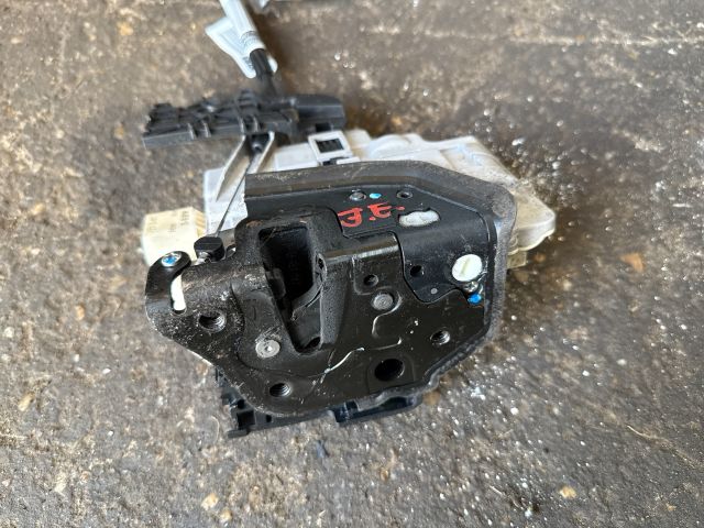 bontott SEAT ALTEA Jobb első Ajtózár