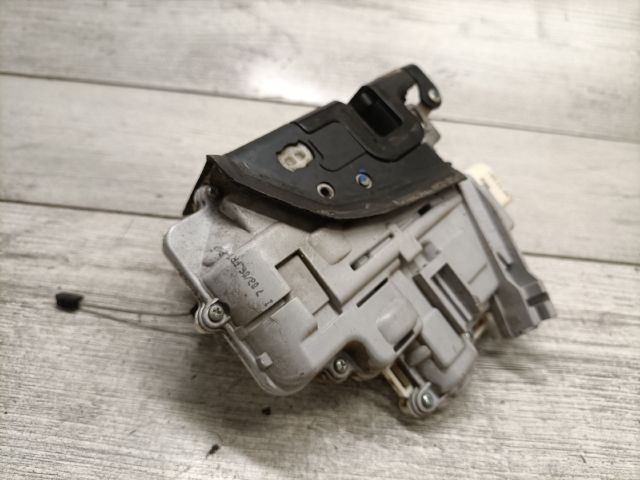 bontott SEAT ALTEA Jobb első Ajtózár