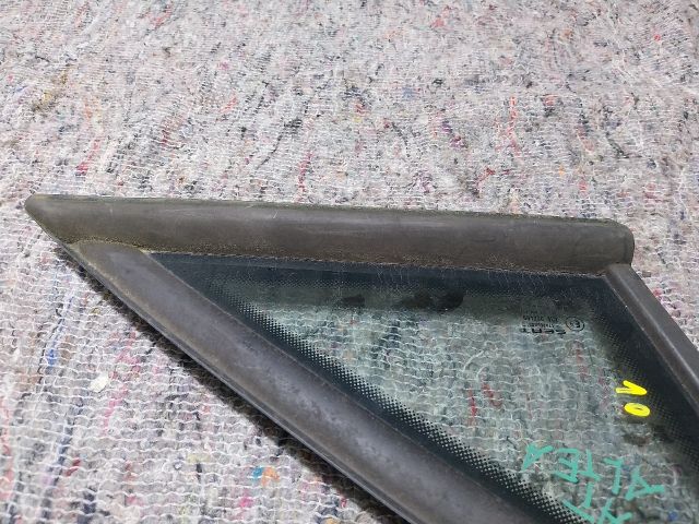 bontott SEAT ALTEA Jobb első Fixüveg (Ajtóban)