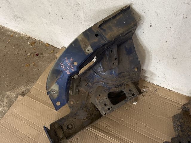 bontott SEAT ALTEA Jobb első Hossznyúlvány