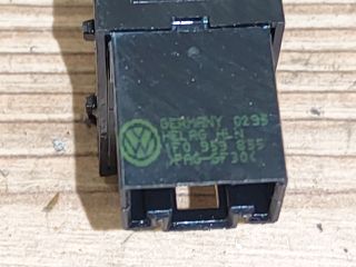 bontott SEAT ALTEA Jobb hátsó Ablakemelő Kapcsoló