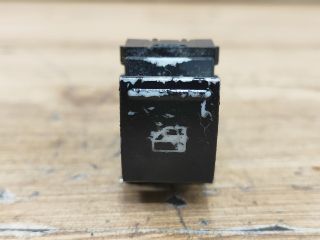 bontott SEAT ALTEA Jobb hátsó Ablakemelő Kapcsoló