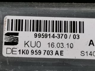 bontott SEAT ALTEA Jobb hátsó Ablakemelő Motor