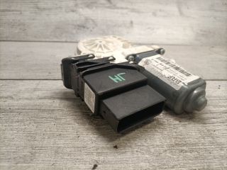 bontott SEAT ALTEA Jobb hátsó Ablakemelő Motor