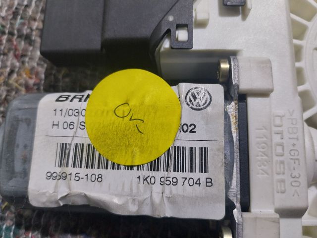 bontott SEAT ALTEA Jobb hátsó Ablakemelő Motor