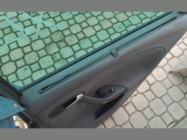 bontott SEAT ALTEA Jobb hátsó Ajtó Kárpit