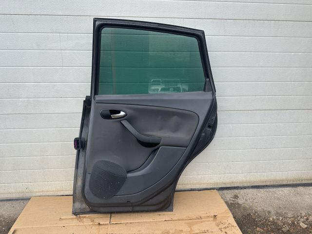 bontott SEAT ALTEA Jobb hátsó Ajtó (Részeivel)