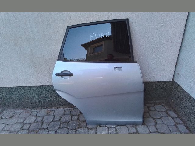 bontott SEAT ALTEA Jobb hátsó Ajtó (Részeivel)