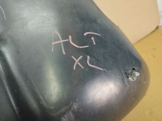 bontott SEAT ALTEA Jobb hátsó Dobbetét (Kerékjárati, Műanyag)