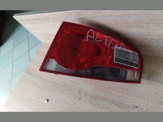 bontott SEAT ALTEA Jobb Hátsó Lámpa