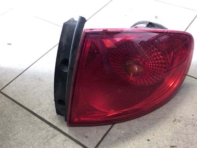 bontott SEAT ALTEA Jobb Hátsó Lámpa