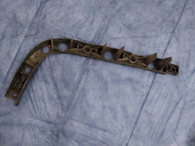 bontott SEAT ALTEA Jobb hátsó Oldal Lökhárító Tartó (Műanyag)